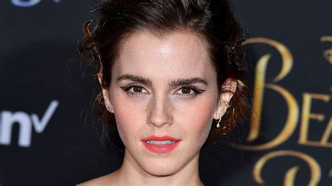 emma watson nuda|Emma Watson Responds to Criticism of Her Topless Shoot